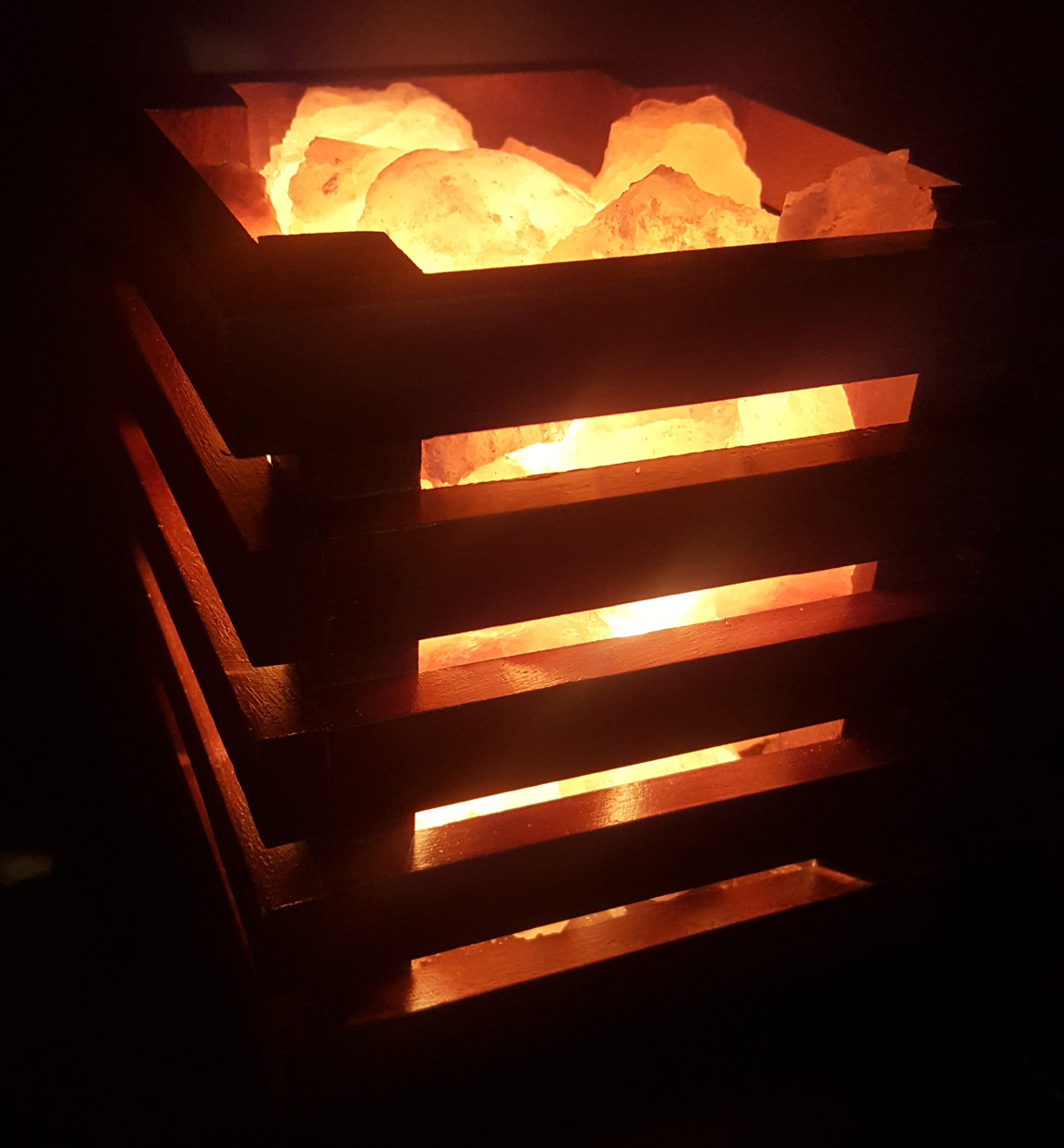 NEW Rosewood Cage Lamp with 3-4kg Himalayan Salt Chunks - Cube - Click Image to Close