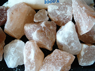 1kg Himalayan Salt Chunks for Bathing - Resealable Bag